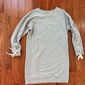 GAP Gray Knit long Sweatshirt